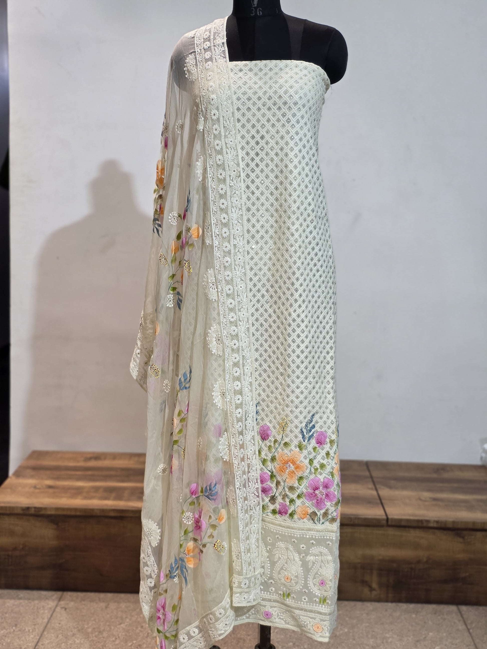 Lucknowi Threadwork Georgette Unstitched Salwar Suit
