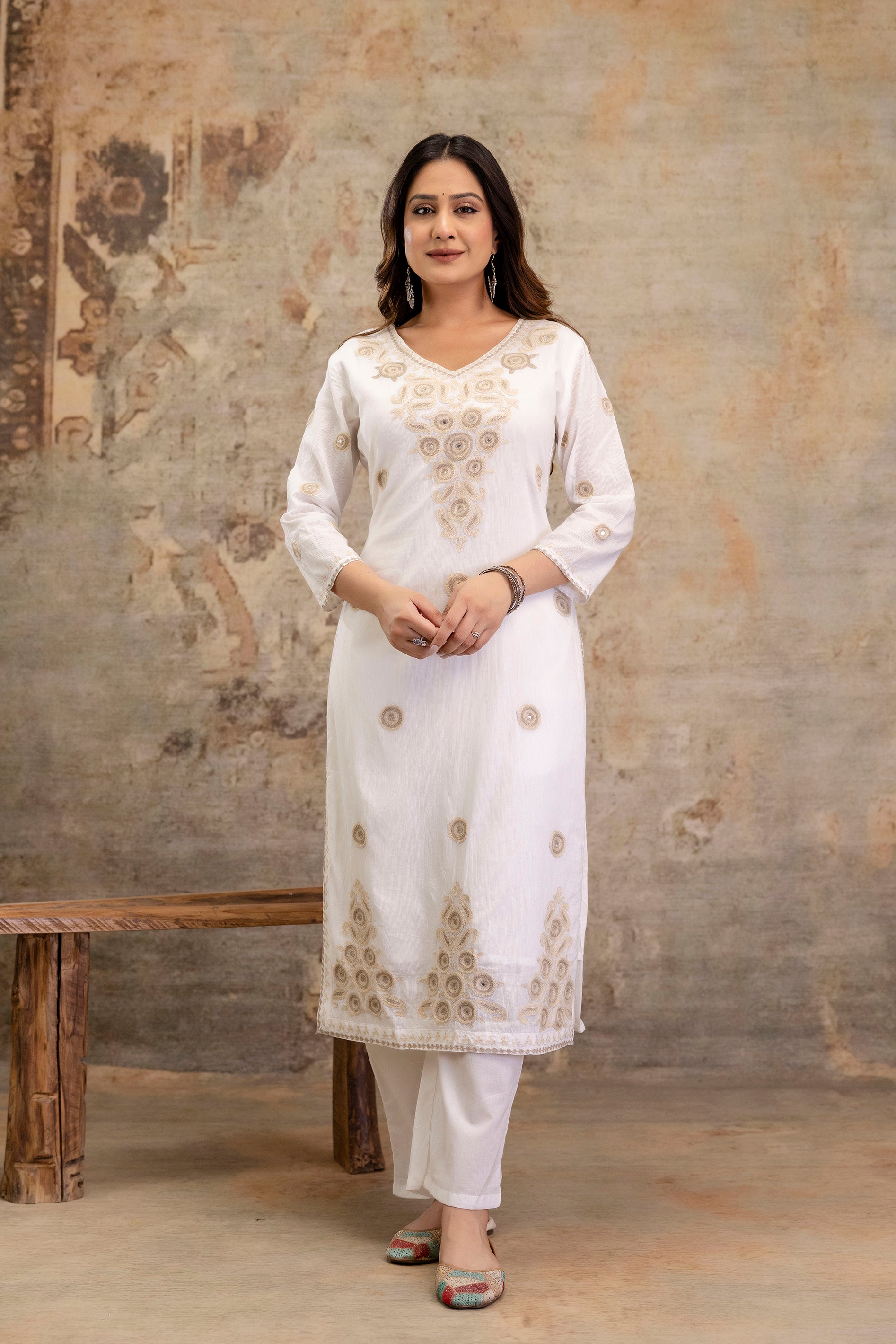 Safed Sunehri Suit Set