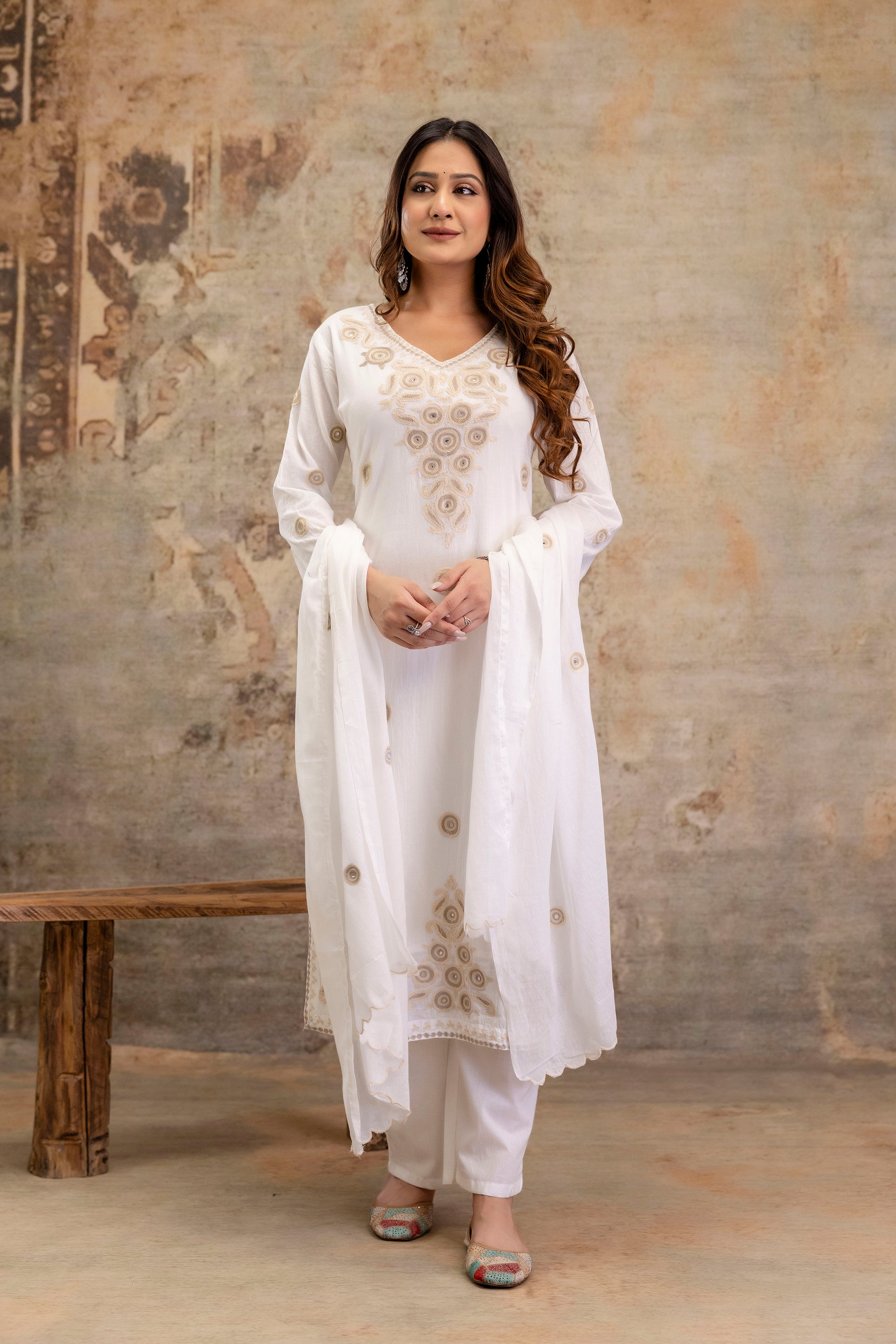 Safed Sunehri Suit Set