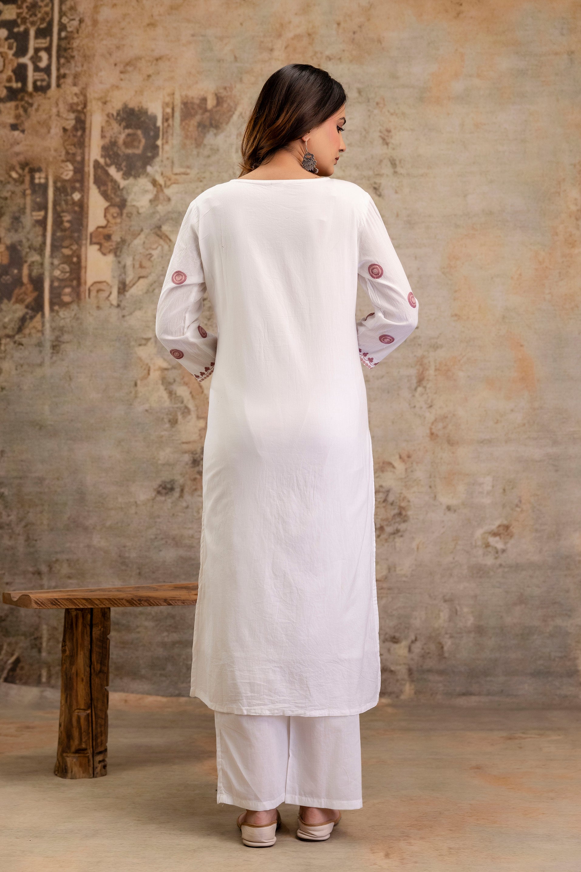 Gulaabi Safed Suit Set