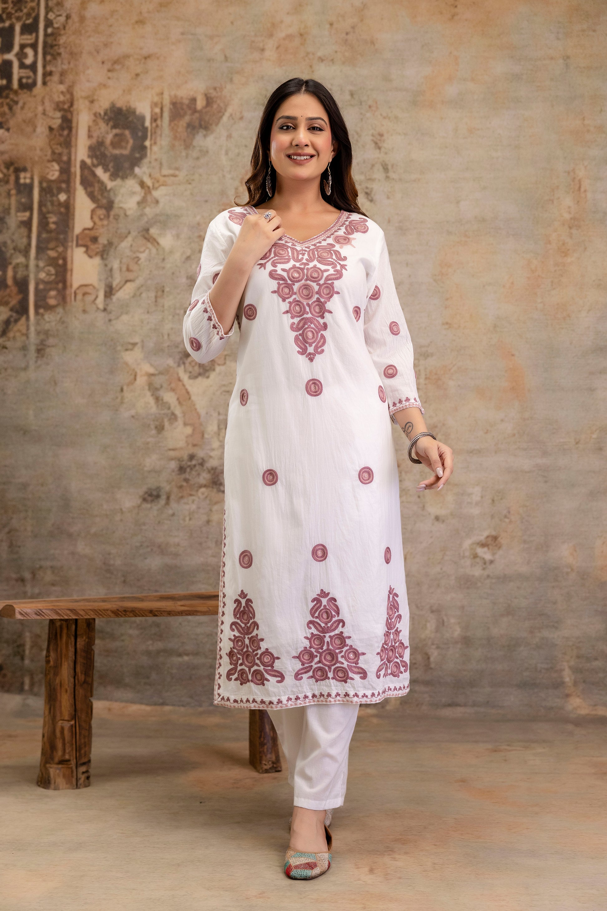Gulaabi Safed Suit Set