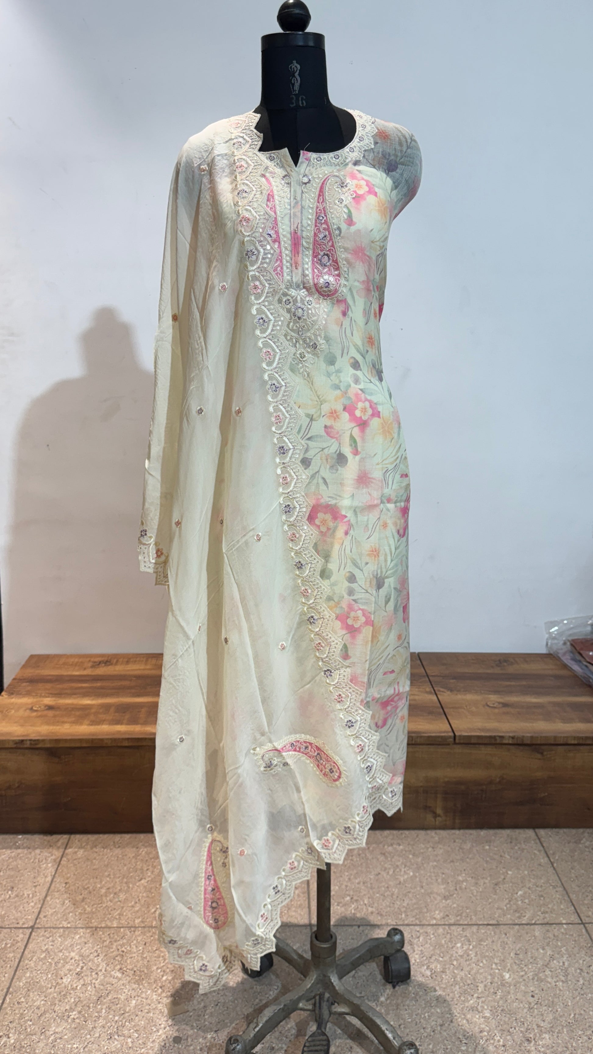 Offwhite Floral Linen Digital Print Unstitched Suit Set