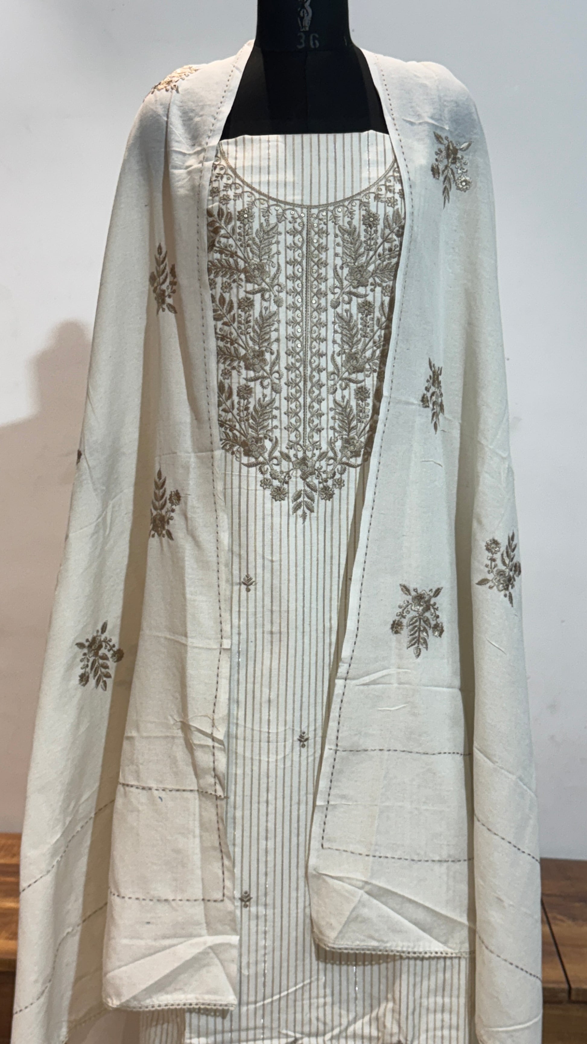 Offwhite Cotton Handloom Unstitched Suit Set