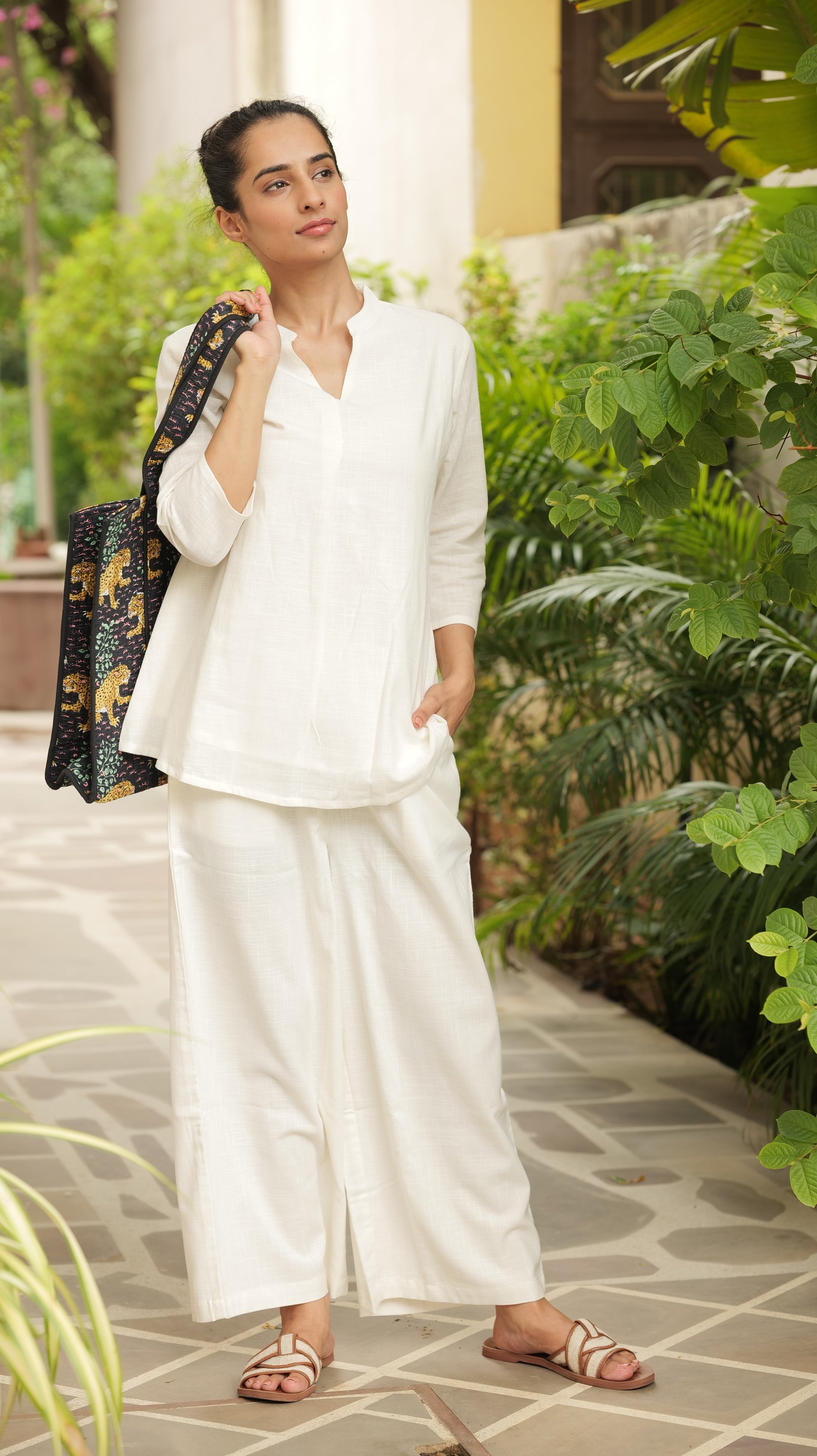 White Solid Coord Set